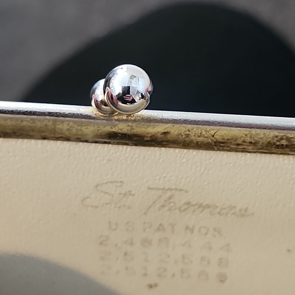 Vintage ST. THOMAS Folded Wallet - Picture 5 of 6